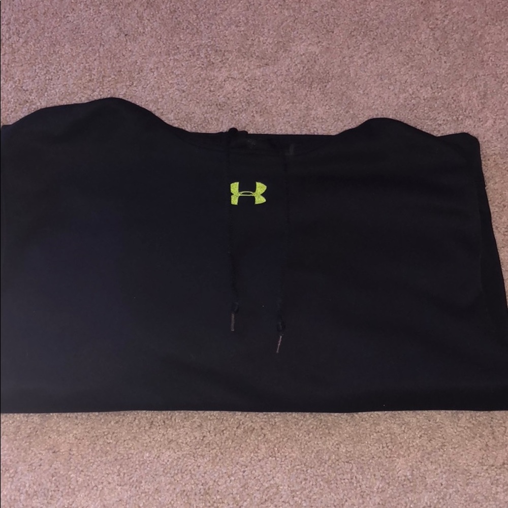 Under Armour Sweatshirt